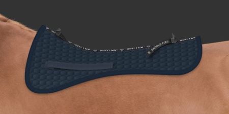 DR granat saddle fix.JPG