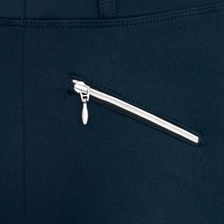 Hackney granat 5.jpg