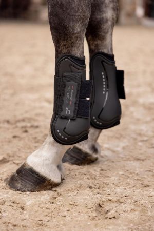 Armour COOL 7.jpg