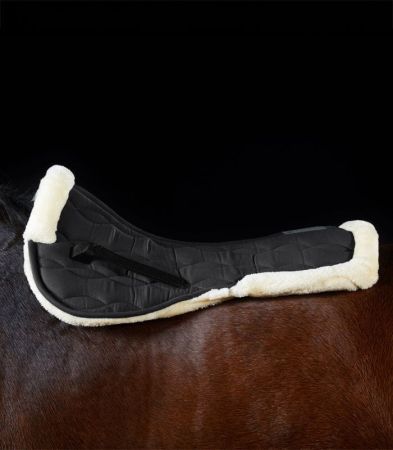 Saddle Pad with synthetic fur 3.jpg