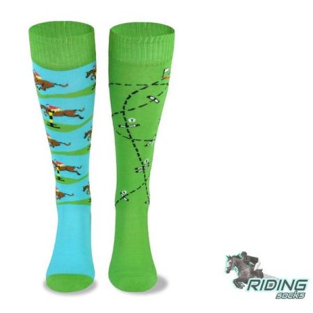 Podkolanówki jeździeckie SJBW – wyścigi konne 4.jpg