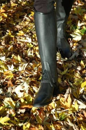 Czapsy CANTER CLUB Elegance
